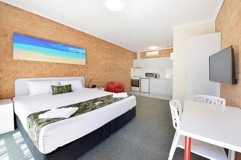 Cranbourne Motor Inn - Gold Coast 1