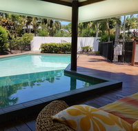 Crazy About Cairns Resort Living - 6 Bedrooms - Tourism Gold Coast