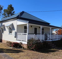 Creekview Cottage - 70 Lock Street - Tourism Gold Coast