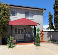 Crest Motor Inn - Tourism Gold Coast