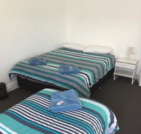 Crown Inn Hotel - Tourism Gold Coast