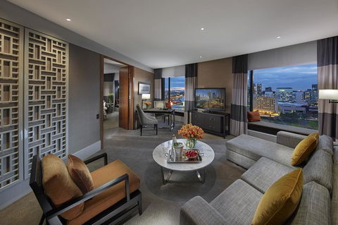 Crown Towers Melbourne - Tourism Gold Coast 1