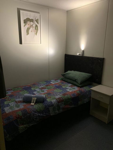 Cue Motel - Tourism Gold Coast 1