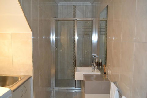 Cypress Drive Town House - Tourism Gold Coast 2