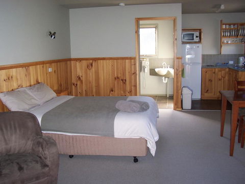 D'Altons Resort - Tourism Gold Coast 2