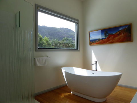 Dacelo - Tourism Gold Coast 1