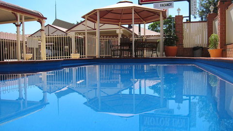 Dalby Mid Town Motor Inn - Gold Coast 1