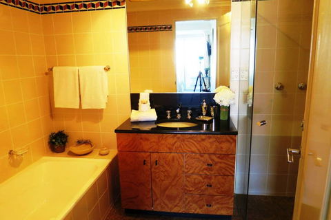 Darling Harbour Escape - Tourism Gold Coast 3