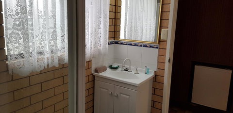 Darling River Motel - Gold Coast 3