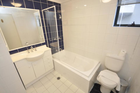 Darlinghurst Fully Self Contained Modern 1 Bed Apartment (POP) - Tourism Gold Coast 1