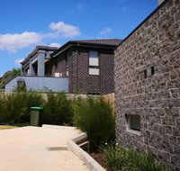 Delicate and Peaceful Bundoora Townhouse 11 - Tourism Gold Coast