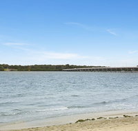 Delightful Duplex on Rose Ct Bongaree - Tourism Gold Coast