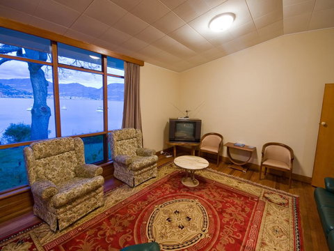 Derwent Hideaway - Tourism Gold Coast 2