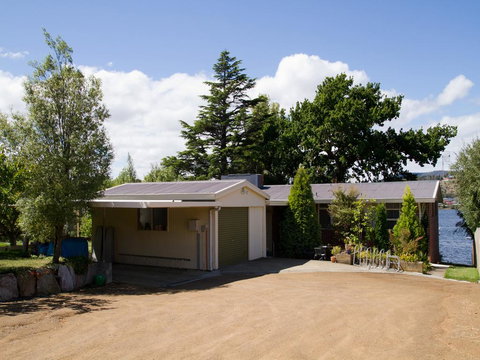 Derwent Hideaway - Tourism Gold Coast 1