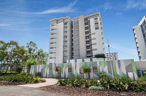 Direct Hotels-Kensington At Central - Tourism Gold Coast 1