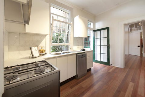 Divine Early-Sydney Home - The Rocks - Tourism Gold Coast 2