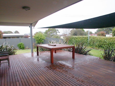 Do Drop Inn - Tourism Gold Coast 3