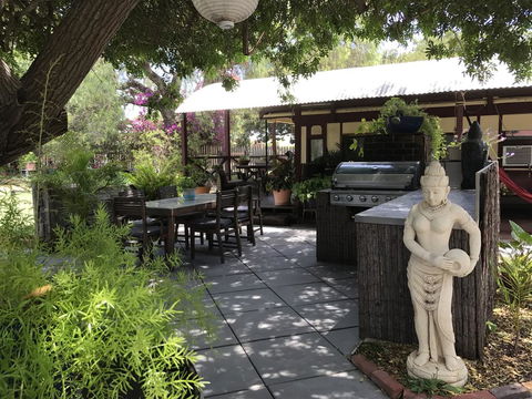 Dongara Breeze Inn - Tourism Gold Coast 1