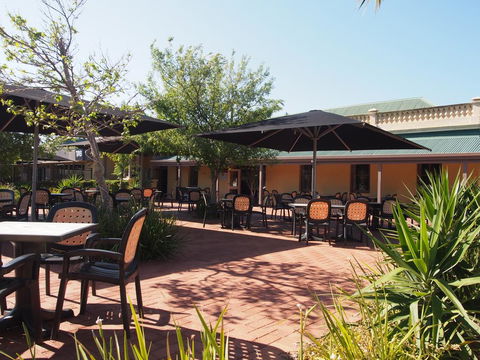 Dongara Hotel Motel - Tourism Gold Coast 1