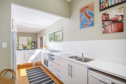 Driftwood Cottage - Tourism Gold Coast 1
