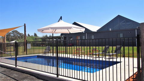 Dubbo Rhino Lodge - Tourism Gold Coast 3