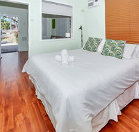 Easy Going Holiday unit on McKenzie MK4 - Tourism Gold Coast
