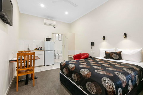 Econo Lodge Park Lane - Tourism Gold Coast 1