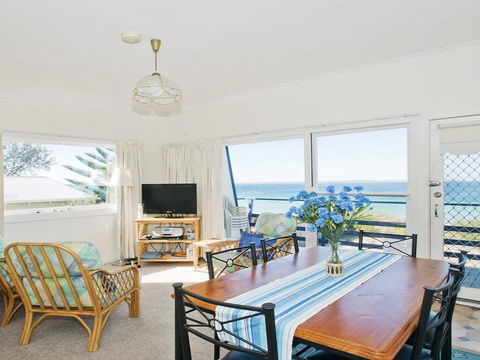 Eden On The Beach - Beachside Getaway - Tourism Gold Coast 0