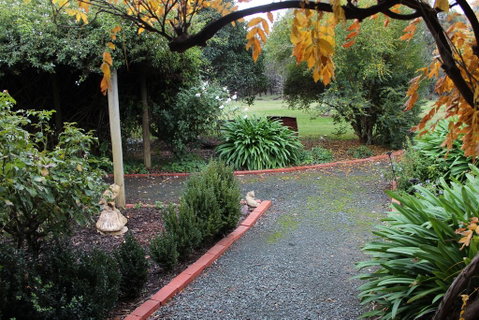 Elinike Guest Cottages - Tourism Gold Coast 2