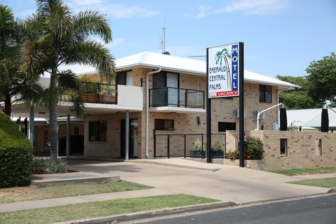 Emerald Central Palms Motel - Gold Coast 0