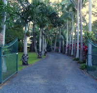 Emerald Tropical Palms B  B - Tourism Gold Coast