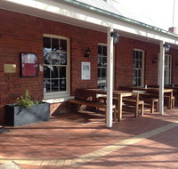 Emeu Inn Bed  Breakfast - Tourism Gold Coast