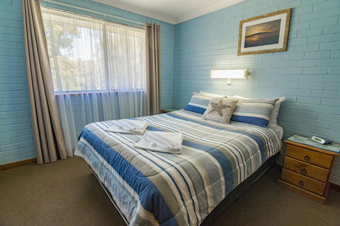 Emu Beach Chalets - Tourism Gold Coast 2