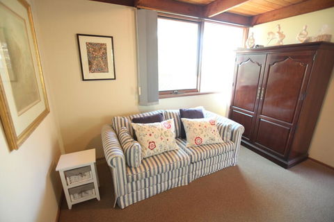 Englewood Ridge - Gold Coast 1