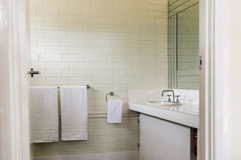 Esperance Coastal Retreat - Tourism Gold Coast 2
