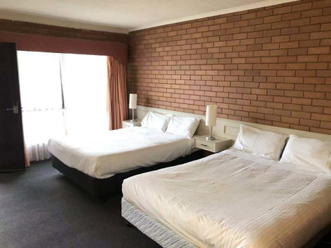 Essendon Motel - Tourism Gold Coast 1