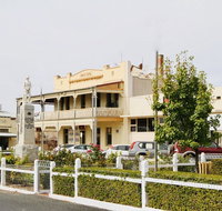 Eureka Hotel / Rainbow Brewery - Gold Coast