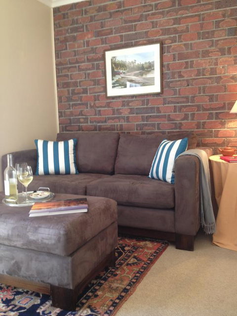 Every Man And His Dog Vineyard - Tourism Gold Coast 1