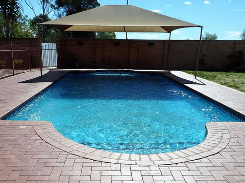 Fairways Bed & Breakfast At Jerilderie - Tourism Gold Coast 2