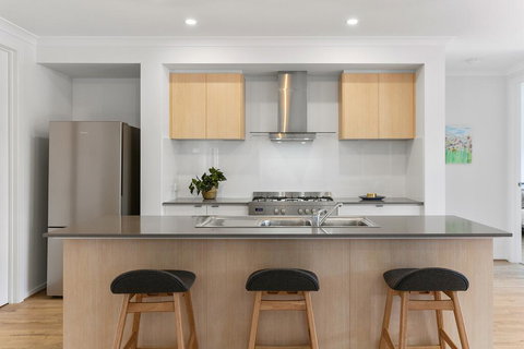 Family Holiday Paradise - New Modern Beach House - Tourism Gold Coast 1