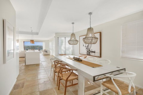 Family House With BBQ Deck, Water View And Parking - Tourism Gold Coast 3
