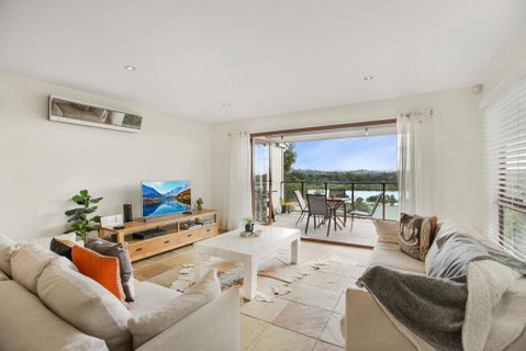Family House With BBQ Deck, Water View And Parking - Tourism Gold Coast 1