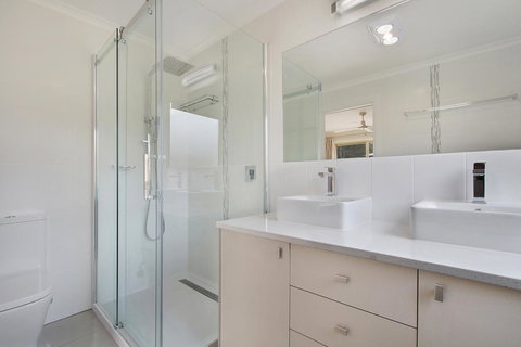 Family Times - Tourism Gold Coast 2