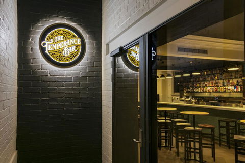 Farmers Home Hotel - Tourism Gold Coast 1
