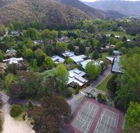 Feathertop Chalet - Gold Coast