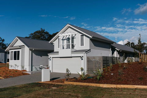 Figtree House - Tourism Gold Coast 0