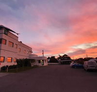 Fish Creek Hotel - Tourism Gold Coast