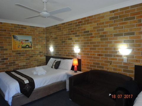 Forster Palms Motel - Tourism Gold Coast 3