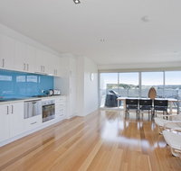 Four Kings Apartment - Deluxe 2br 3 - Tourism Gold Coast