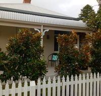 FUNKY COTTAGE - Tourism Gold Coast